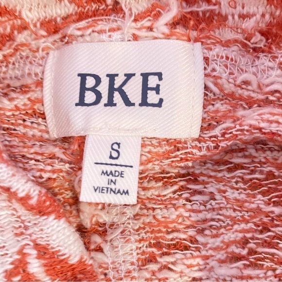 BKE women's Small raw edge mock neck knit long sleeve top burnt orange white - Picture 9 of 10
